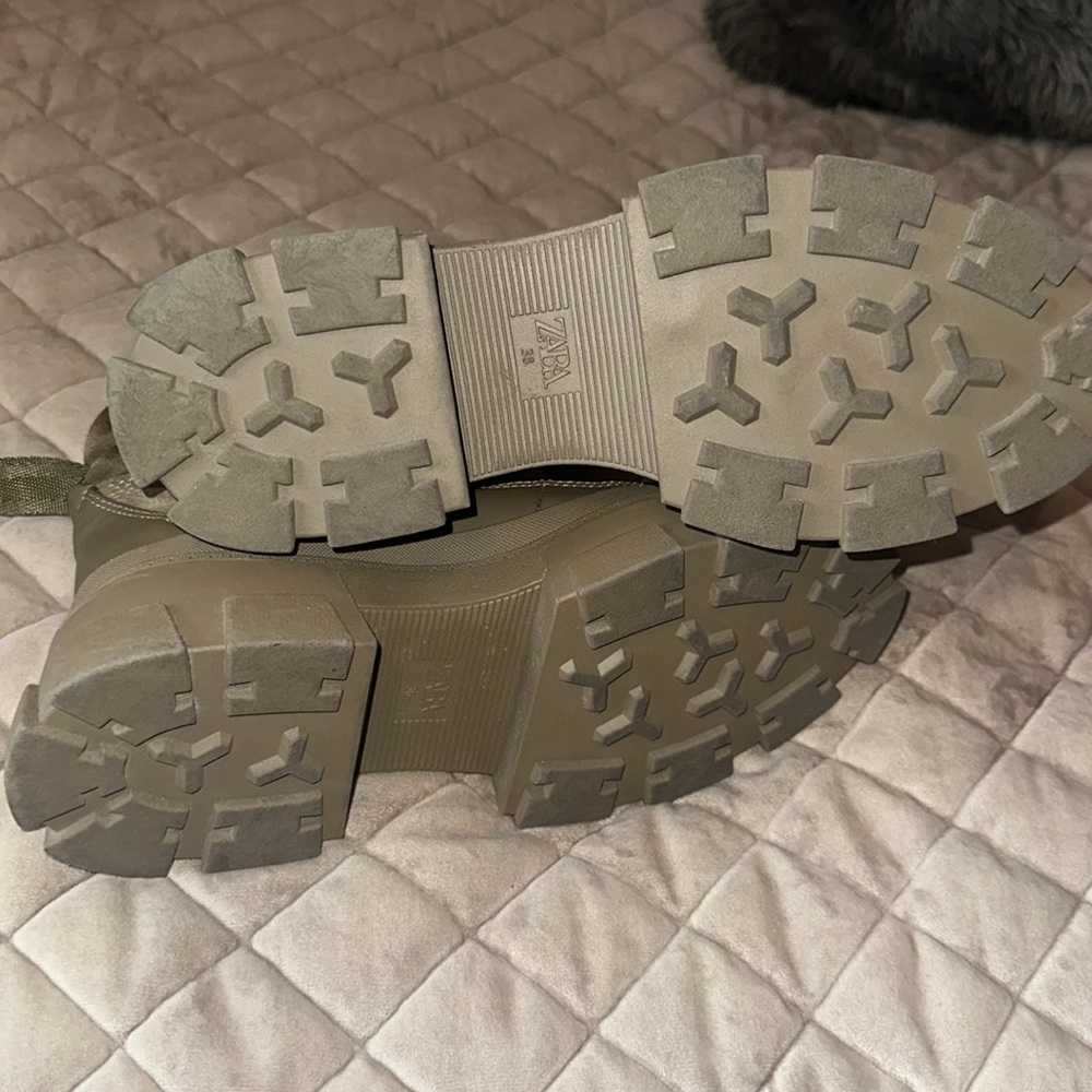 Zara combat boot - Picture 3 of 3